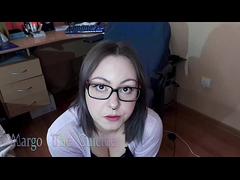 ❤️ Merch Sexy gyda Sbectol Yn Sugno Dildo'n Ddwfn ar y Camera ️ Fideo rhyw atom ni cy.28films.ru ❌️❤